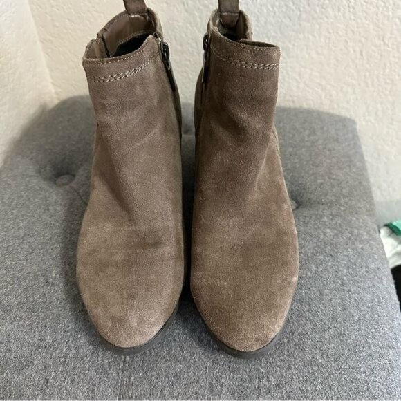 Blondo Idra Waterproof Ankle Booties Womens Size 8.5 Brown Suede Leather Zip - Picture 3 of 10